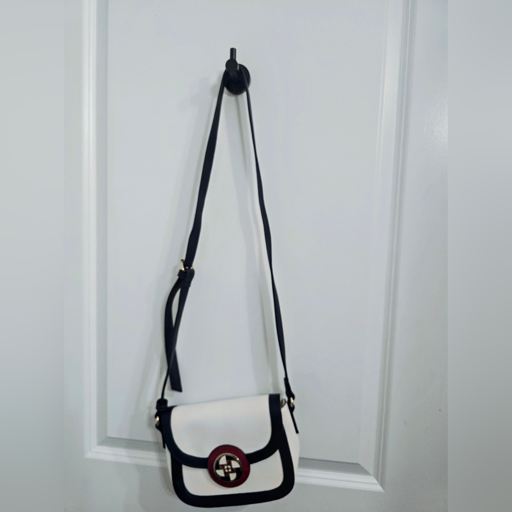 Ara Elegant White and Navy Blue Crossbody Bag